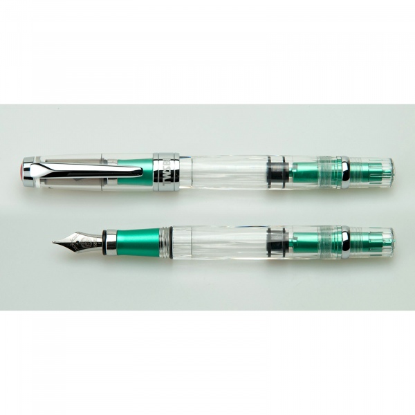 TWSBI Diamond 580 AL Emerald Green Fountain Pen