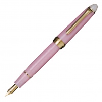 Sailor Shikiori Yozakura pink fountain pen