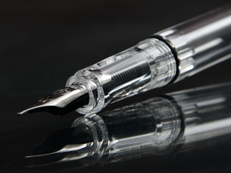 TWSBI Diamond Mini Classic Fountain Pen - Black,perfect for those with  slightly smaller hands,Writing supplies